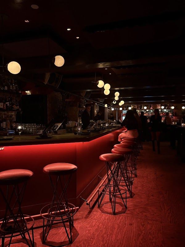 Le Mal Necessaire Montreal