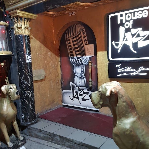 Upstairs Jazz Bar & Grill Montreal
