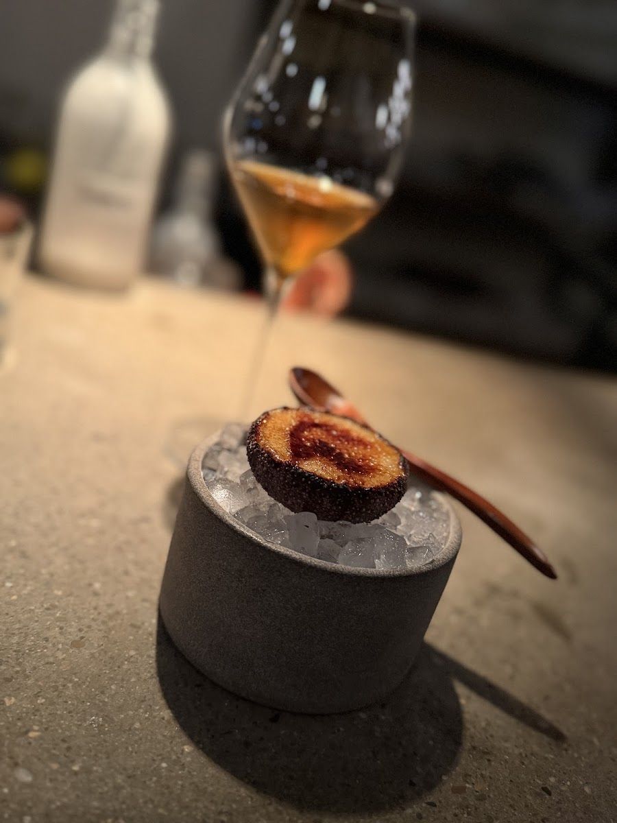 Le Mousso Bar bar service