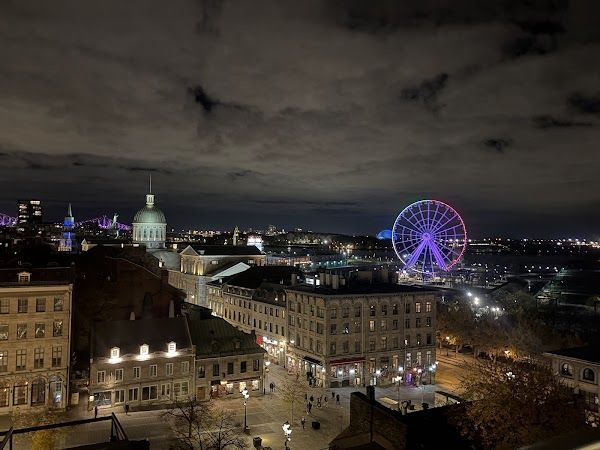 Tour Rouge Rooftop Montreal