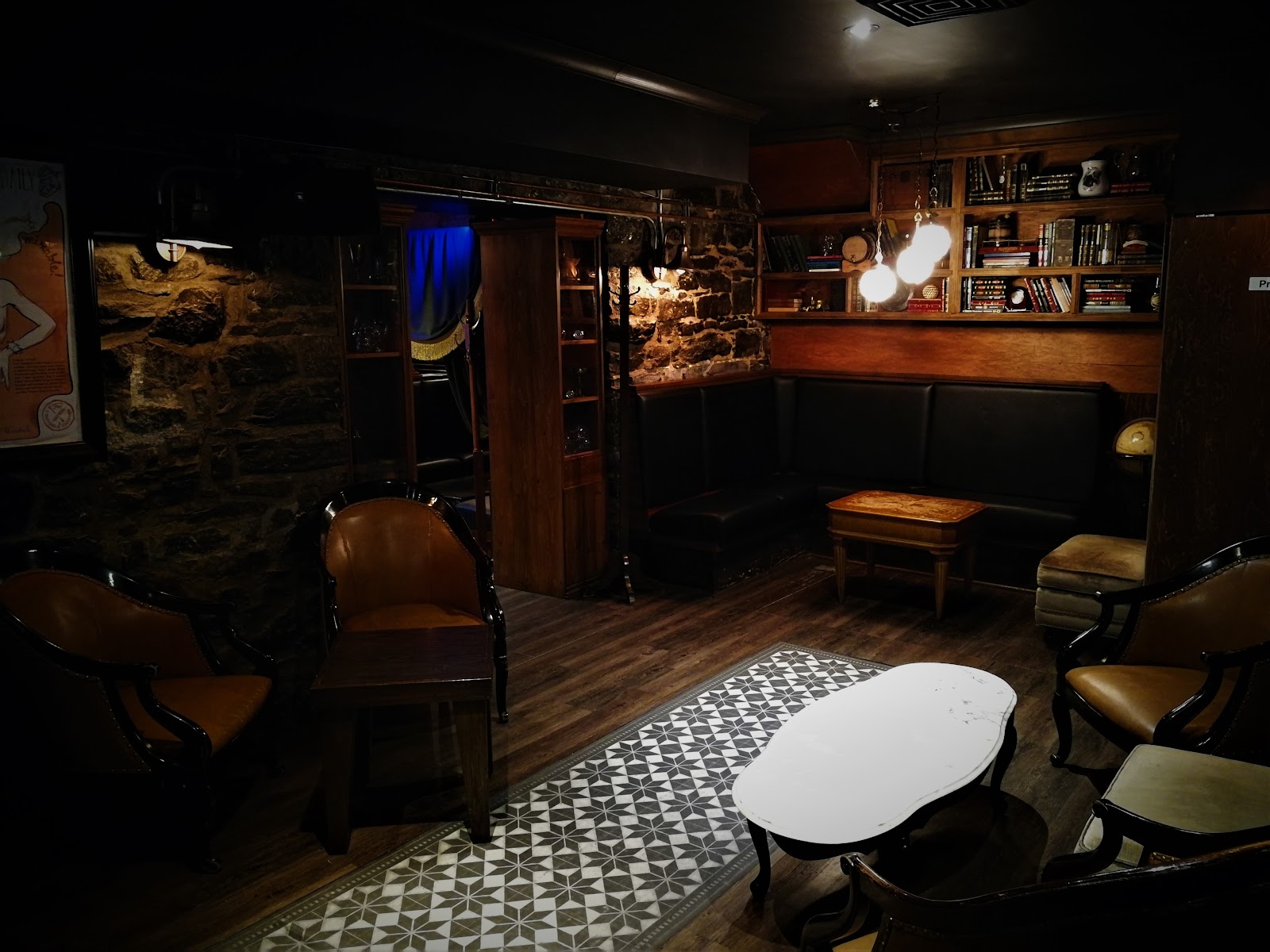 The Purple Bar, Montreal