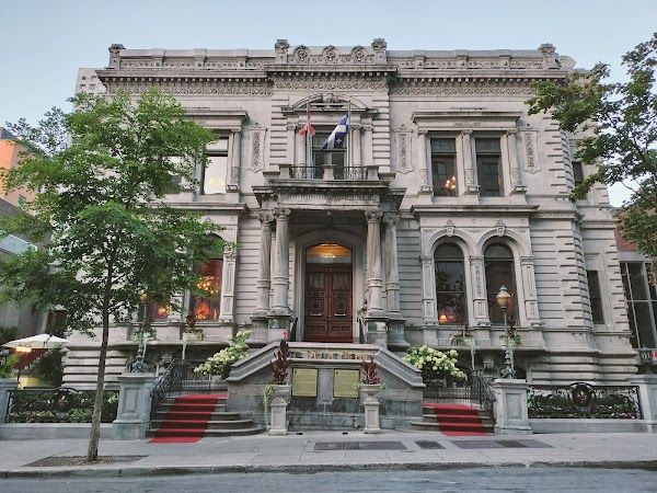 Le Mal Necessaire Montreal