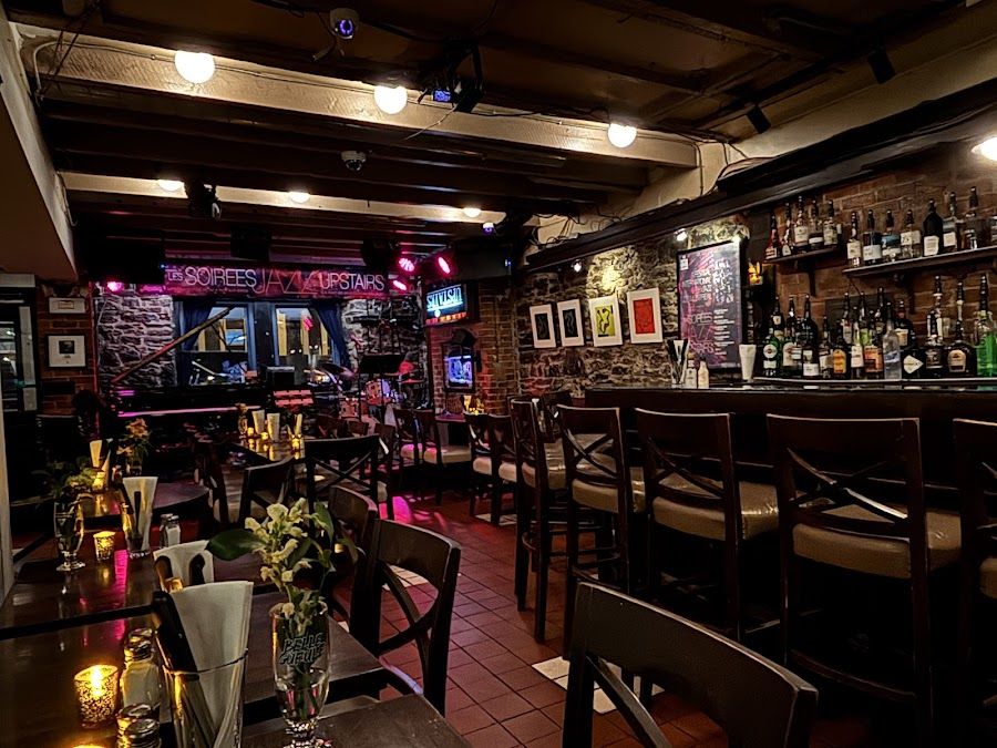 Upstairs Jazz Bar & Grill cocktail at the bar