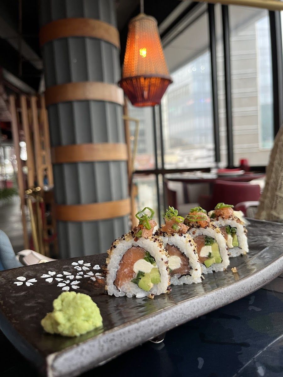 Foo Pan Asian Bandra atmosphere