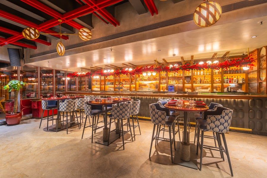 Foo Pan Asian bar service