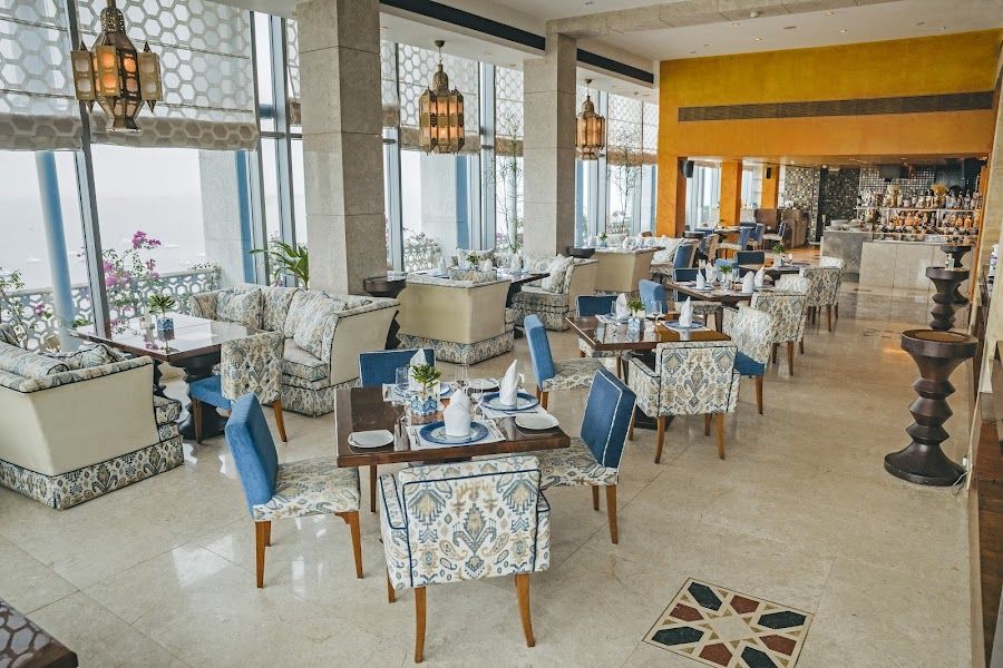 Souk at Taj Mahal Palace Colaba atmosphere