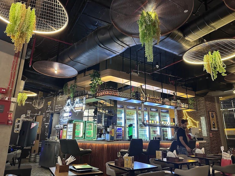 The Beer Cafe Lower Parel atmosphere
