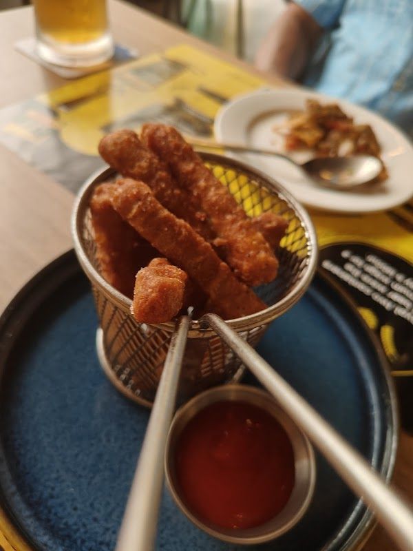 White Owl Brewery & Bistro Mumbai