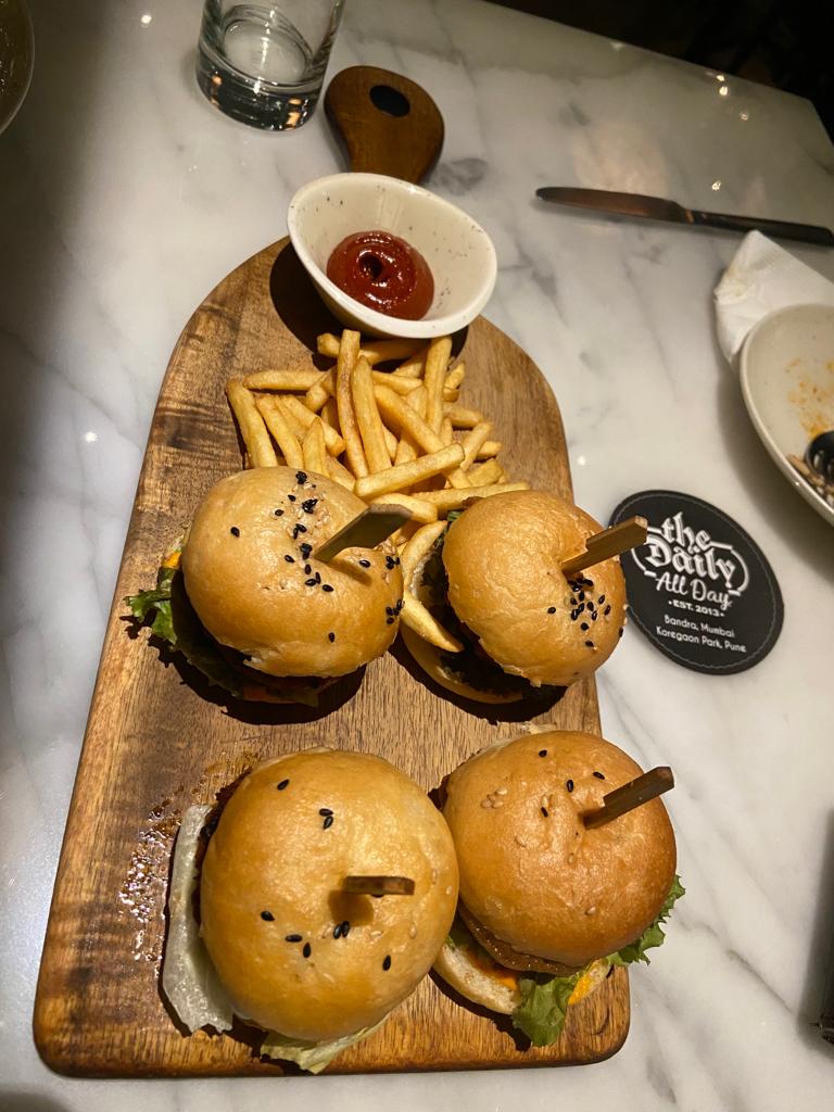 The Daily Bar, Mumbai