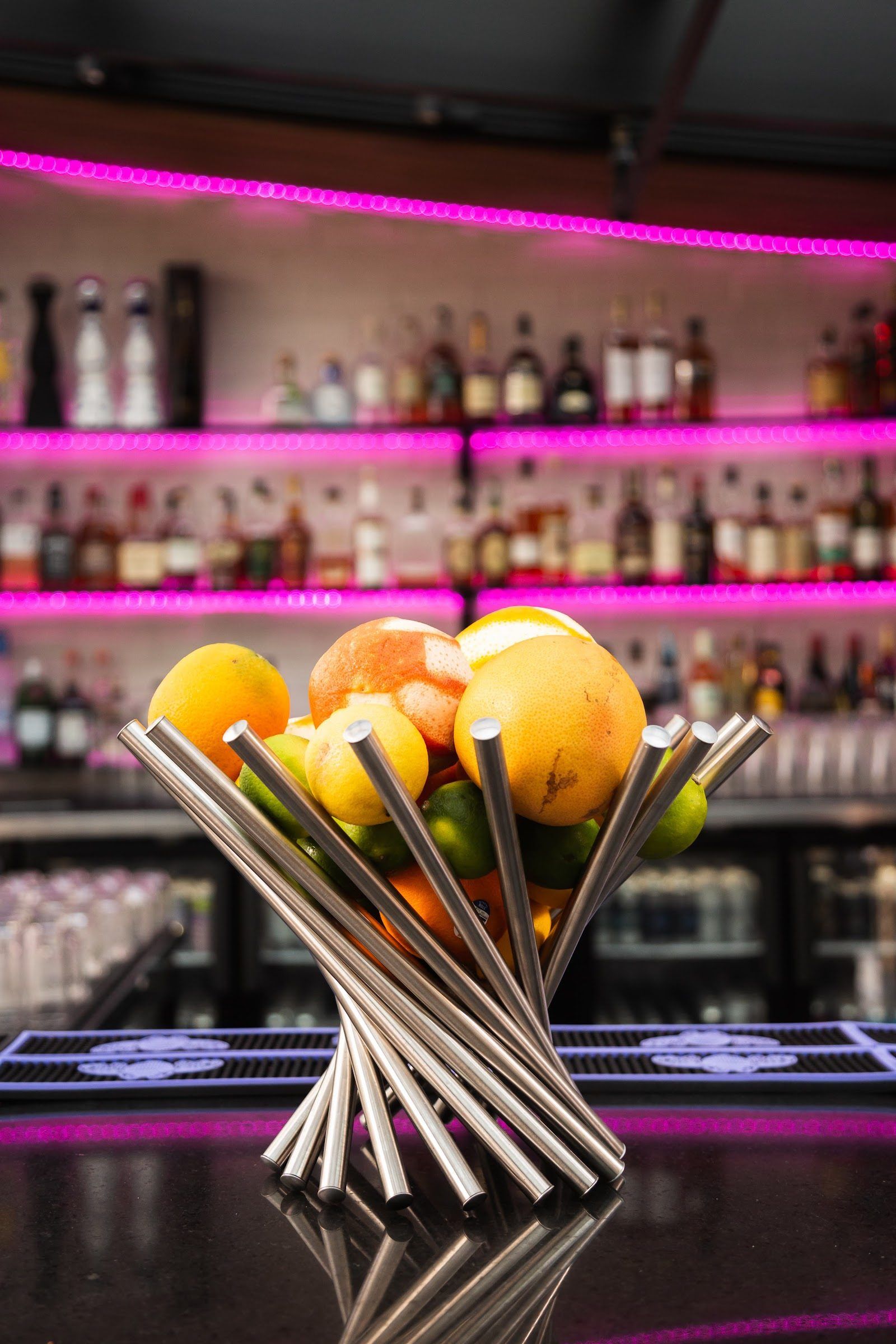 Flushing Meadows Rooftop Bar Munich bar interior