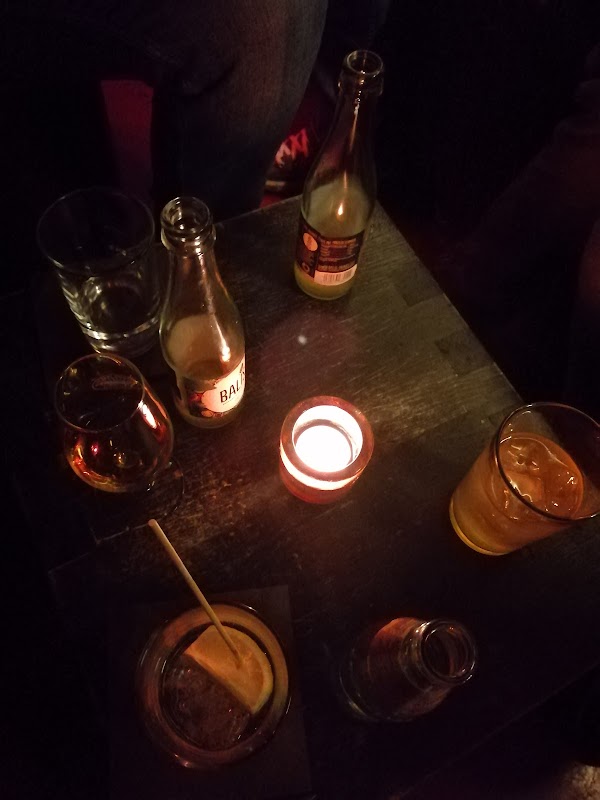 Goldene Bar