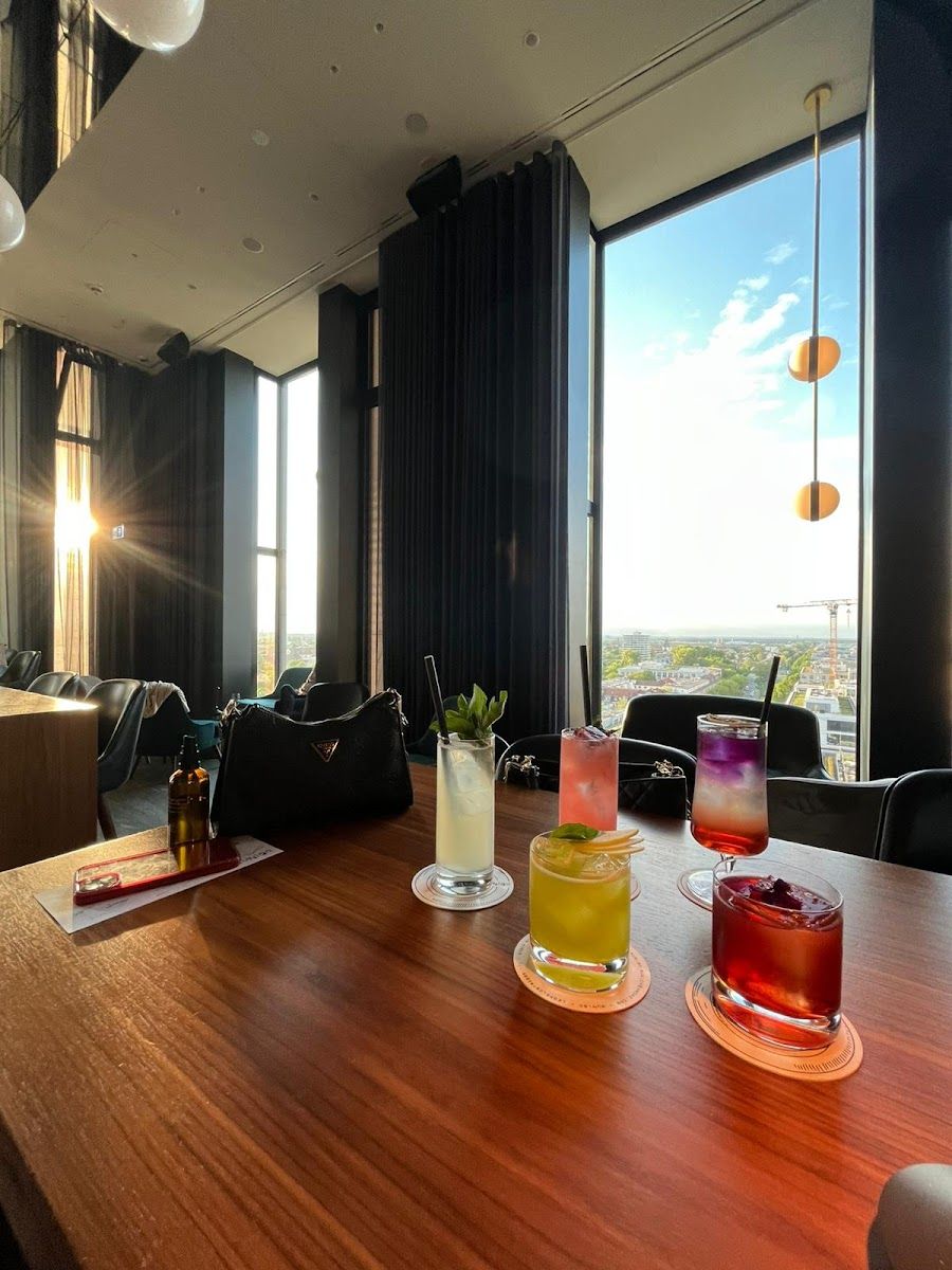 Loft Rooftop at H'Otello bar service