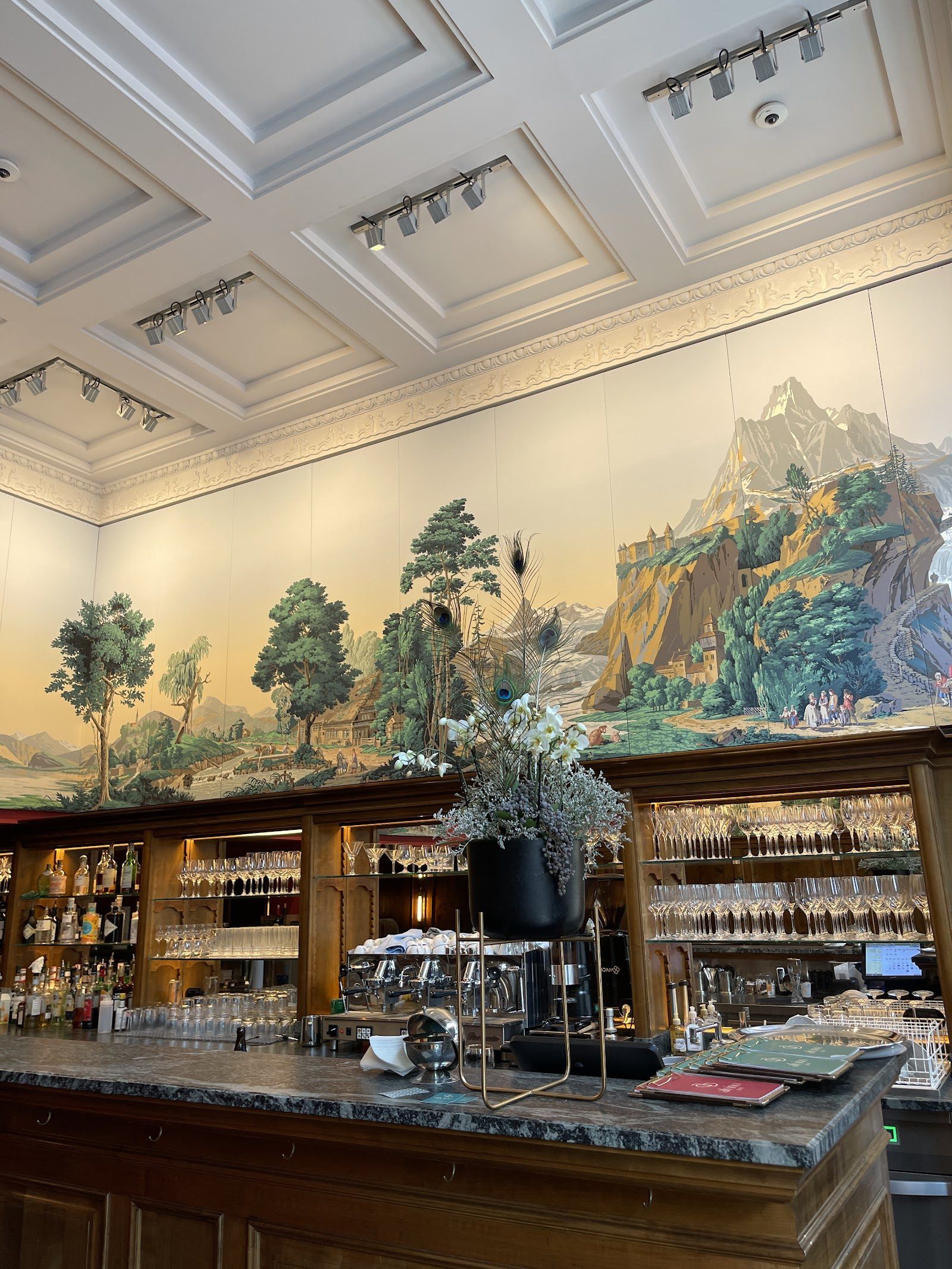 Okto Munchen Bar Munich bar interior