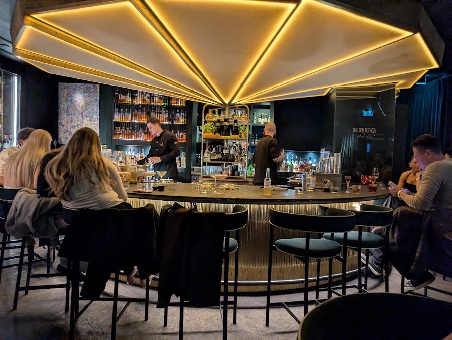 Ory Bar at Mandarin Oriental bar service