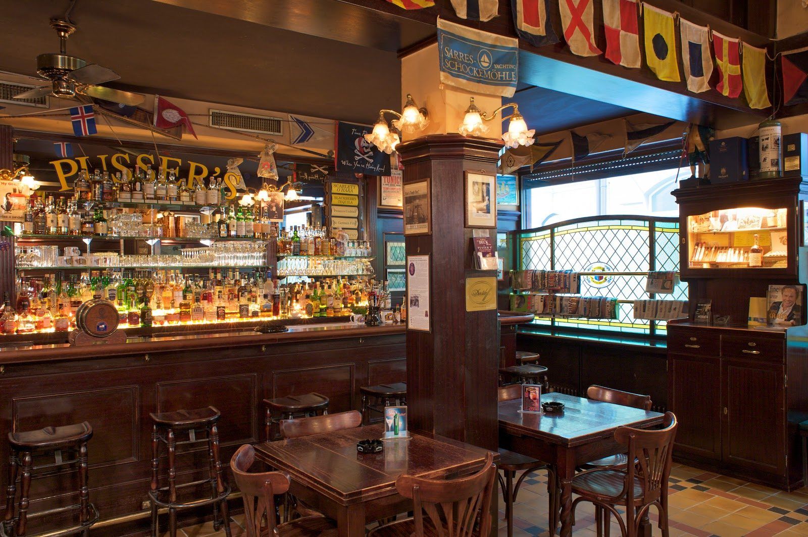 Pusser's New York Bar Munich bar interior