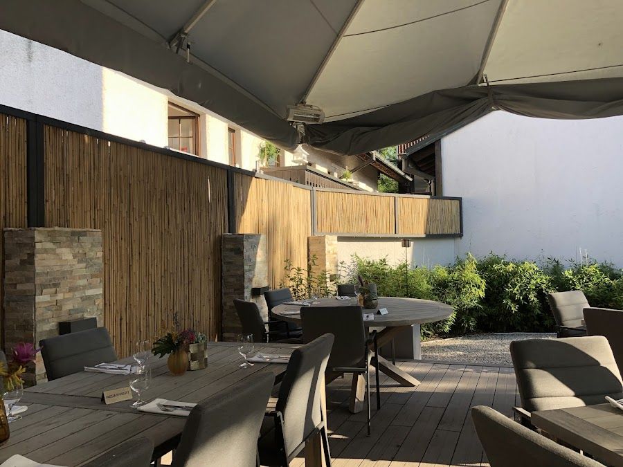 Restaurant Grunwald Bar bar service