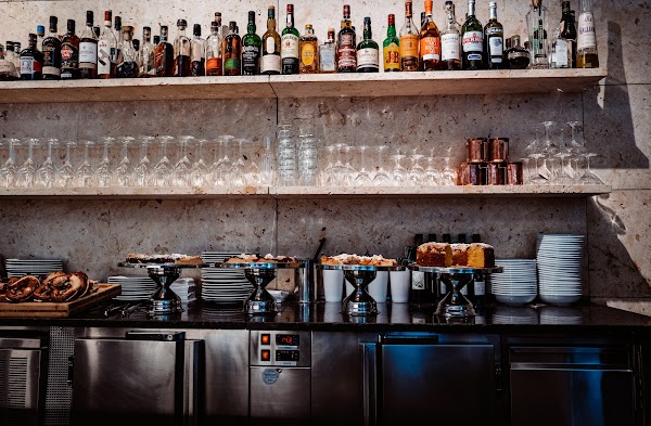 Geholz Bar