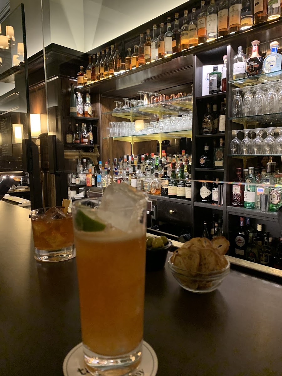Bar Tabacco interior, Munich