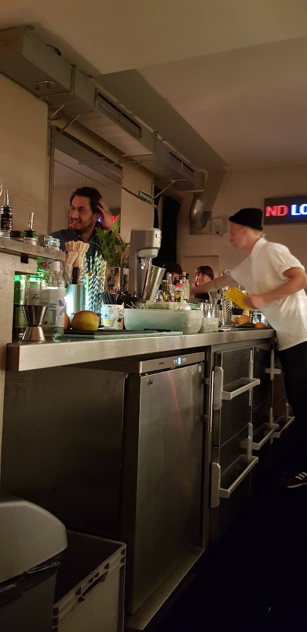 Bar Gabanyi