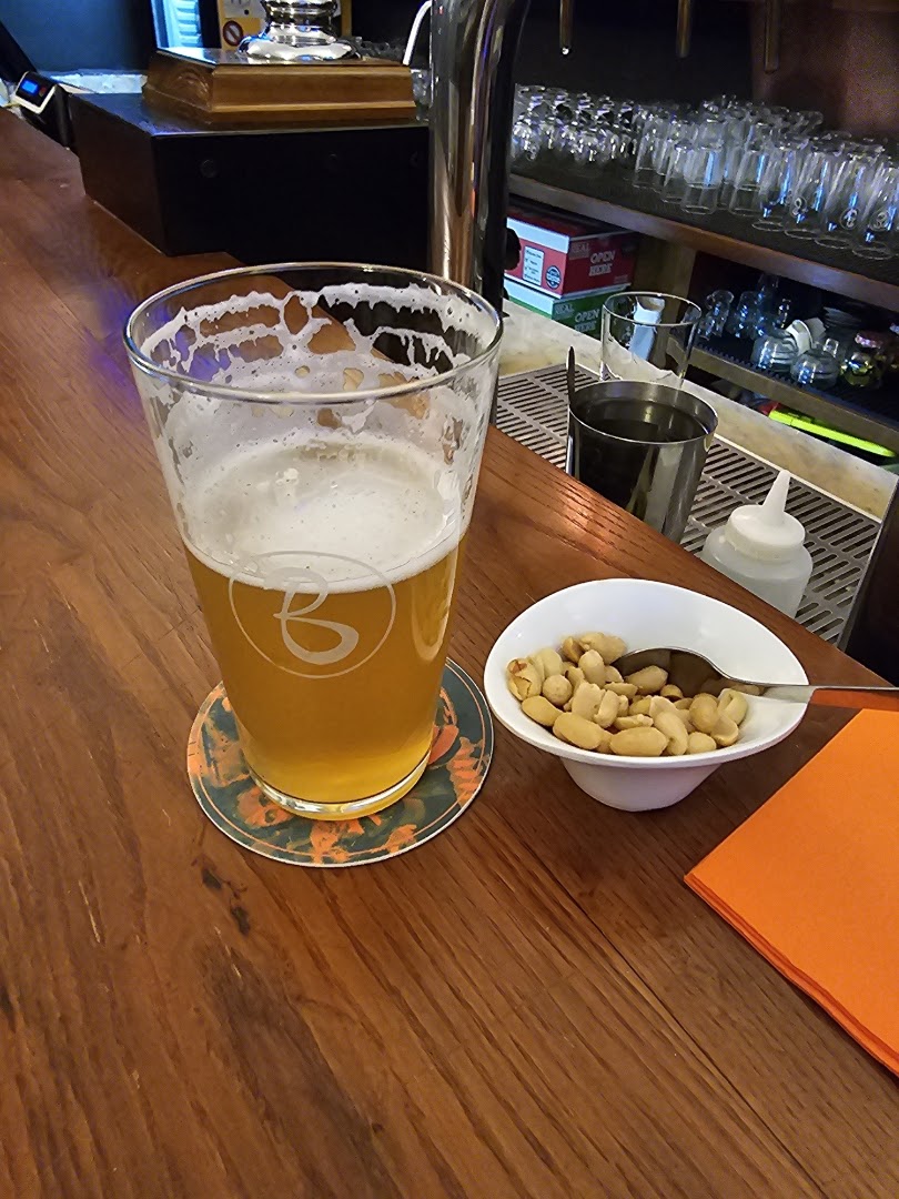 Il Birraiuolo style: craft beer flight