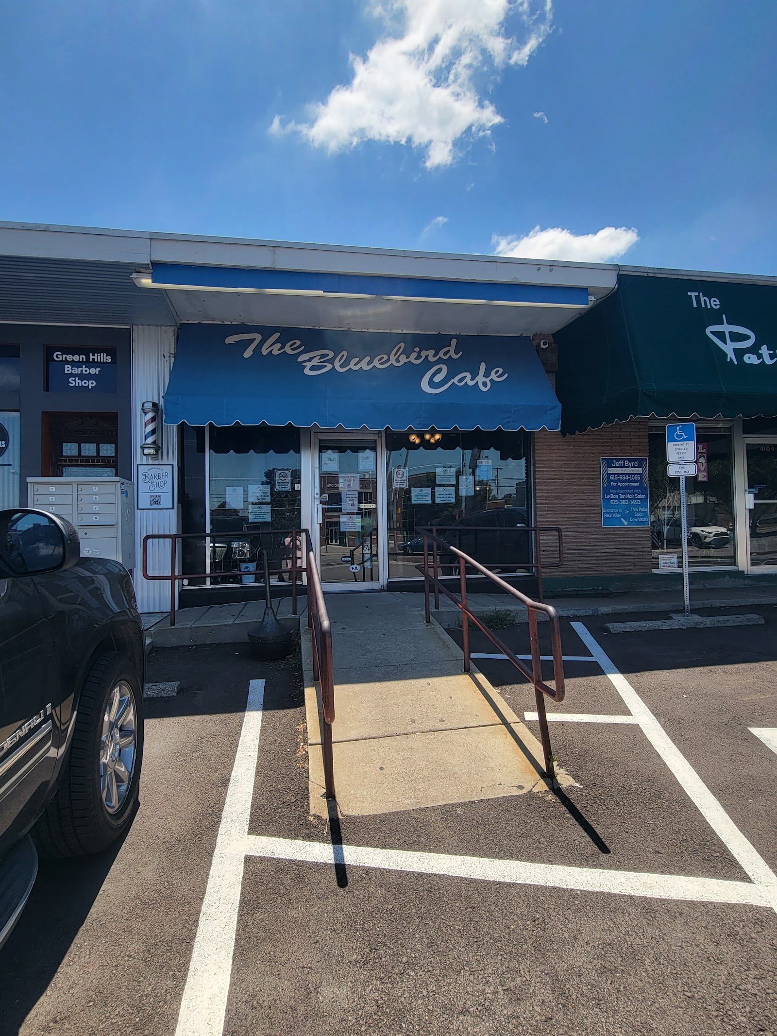The Bluebird Cafe Nashville bar interior