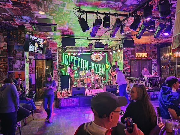 Chief's on Broadway in Nashville