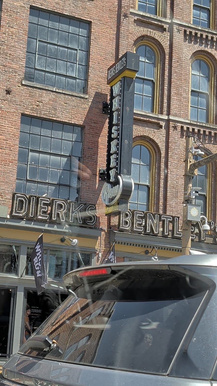 Dierks Bentley's Whiskey Row, Nashville