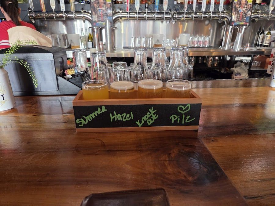Fat Bottom Brewery bar service