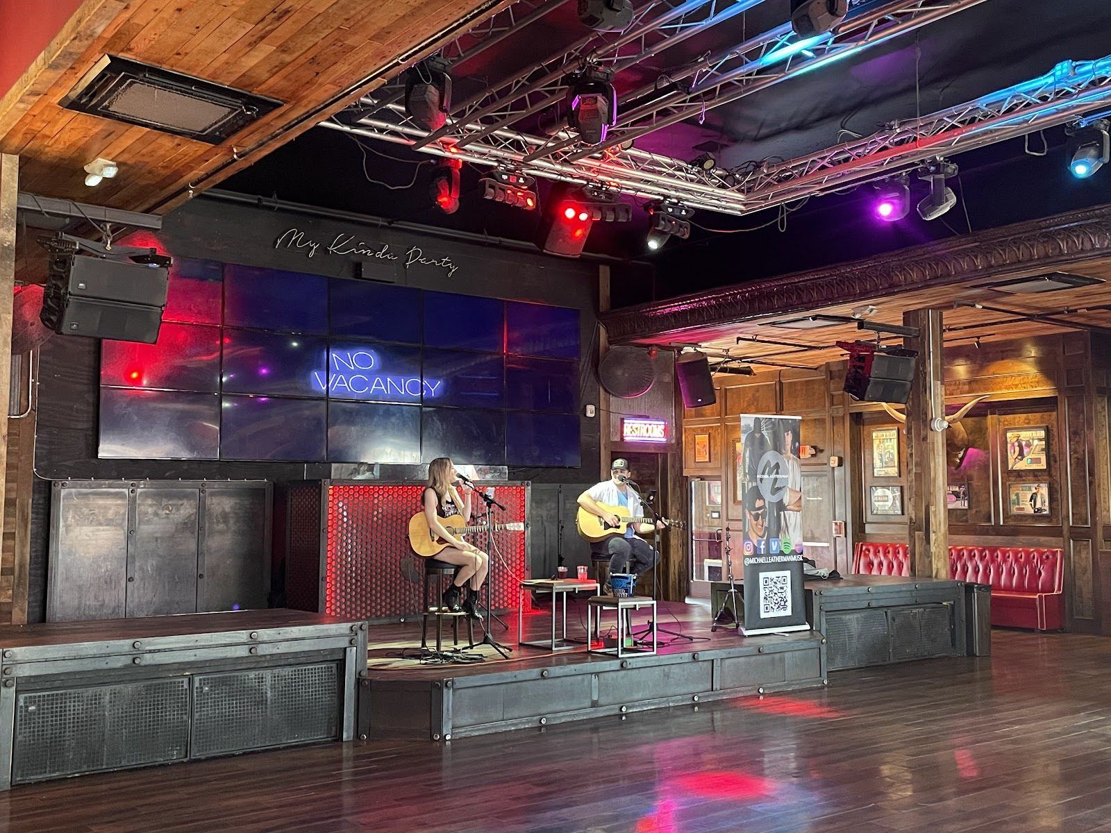 Jason Aldean's Kitchen Nashville bar interior