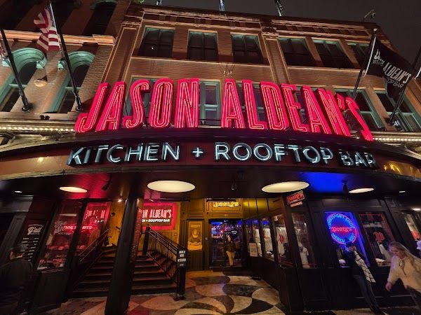 Skull's Rainbow Room Nashville