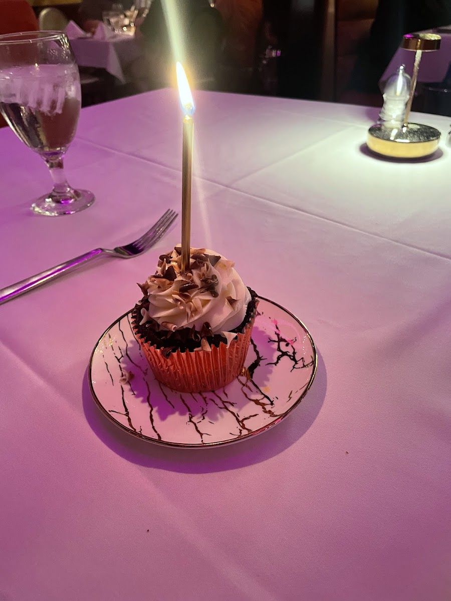 Jeff Ruby's Bar bar service