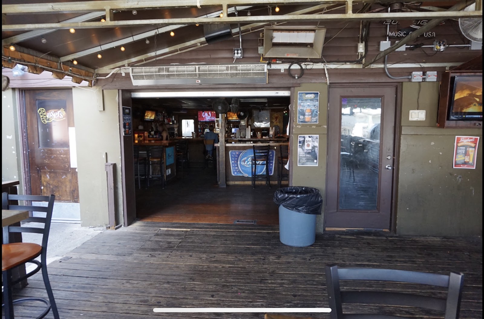 Losers Bar & Grill Nashville sports bar interior