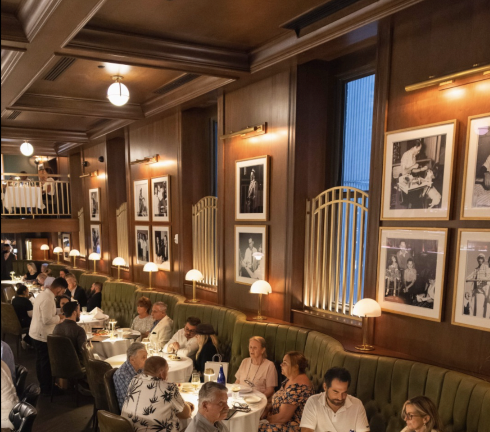 Sinatra Bar and Lounge interior, Printers Alley Nashville