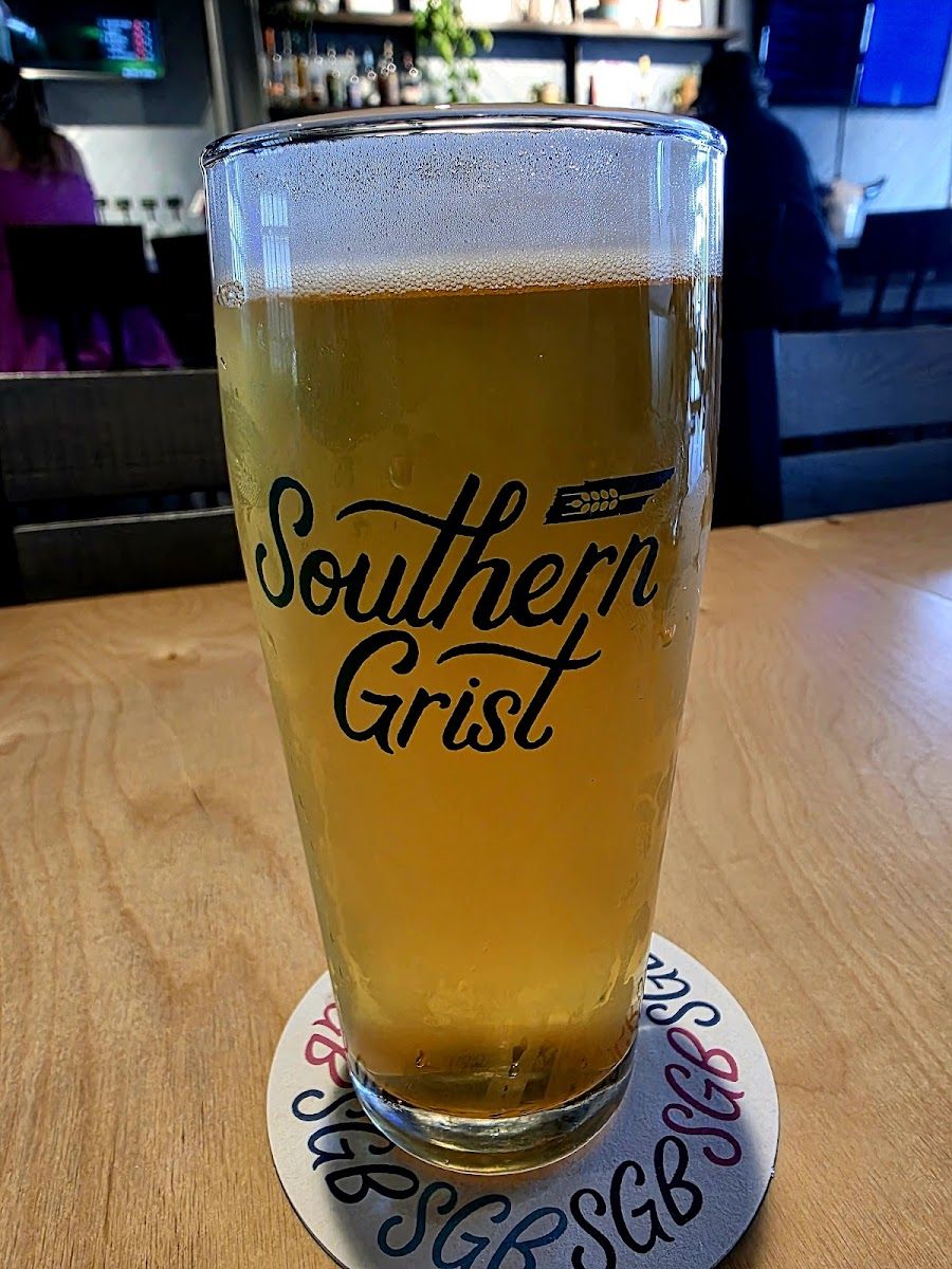 Southern Grist Brewing East Nashville atmosphere