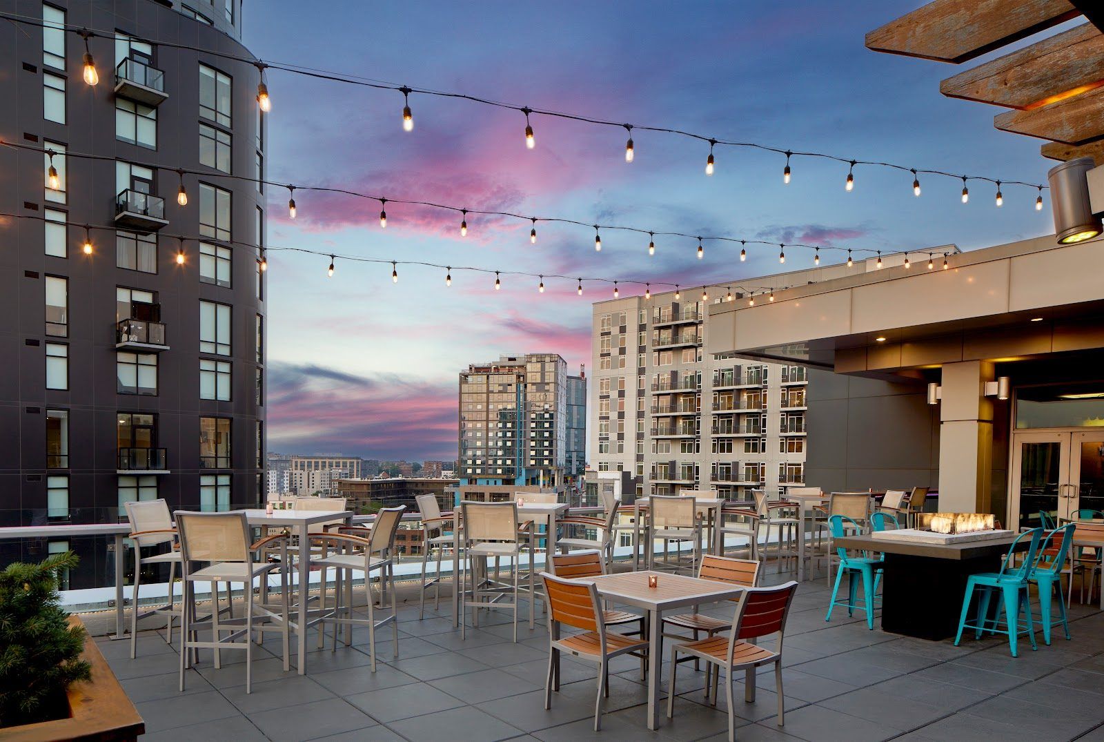 UP Rooftop Lounge Nashville bar interior