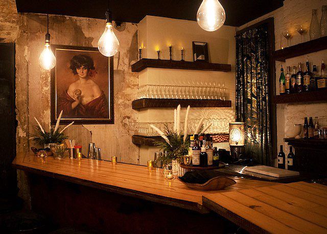 Cellar Door bar service