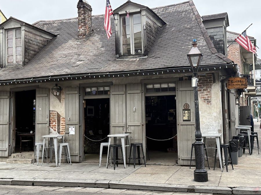 Lafitte's Blacksmith Shop French Quarter atmosphere