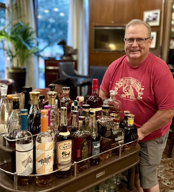 Carousel Bar