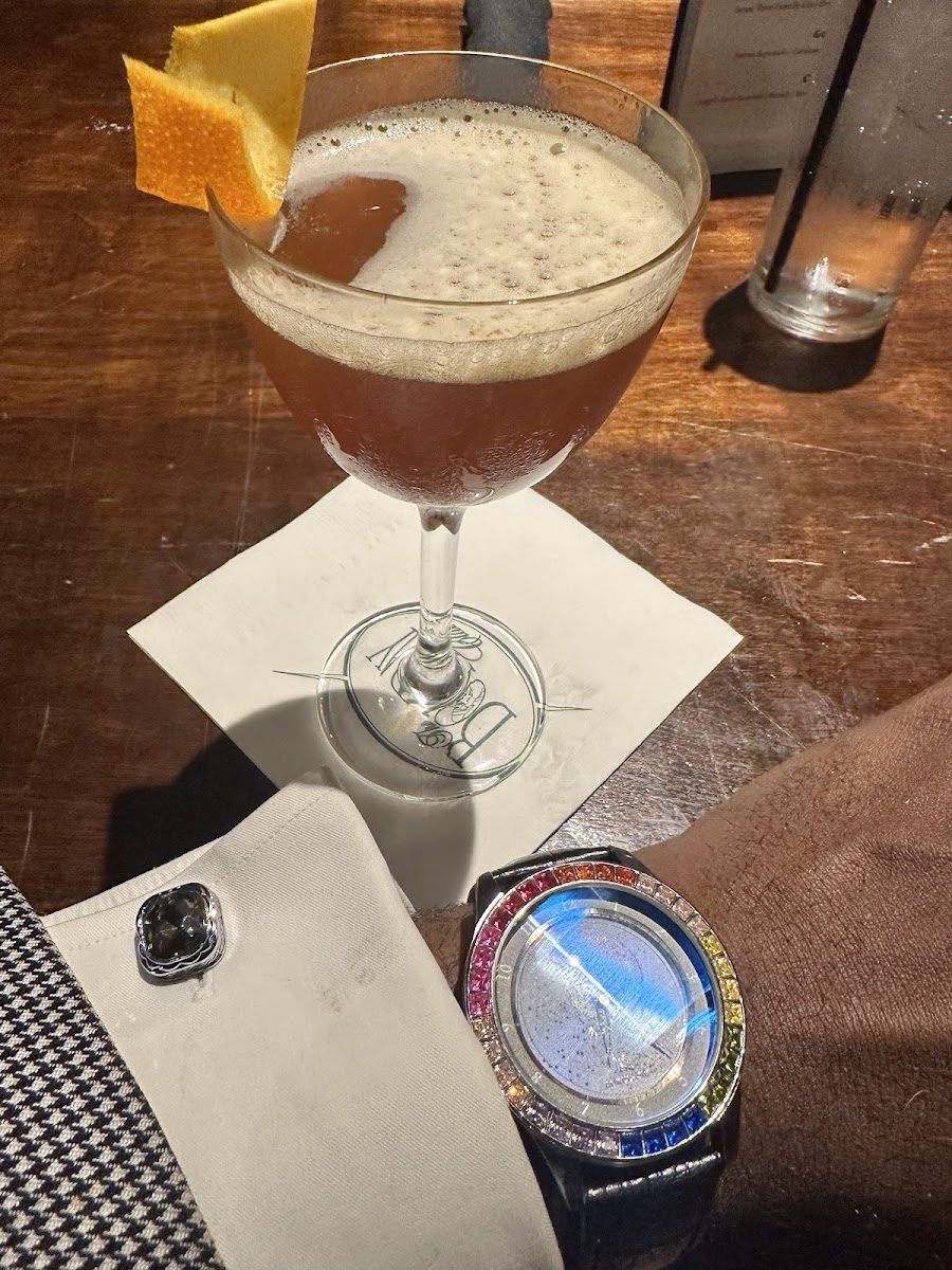 The Bombay Club bar service