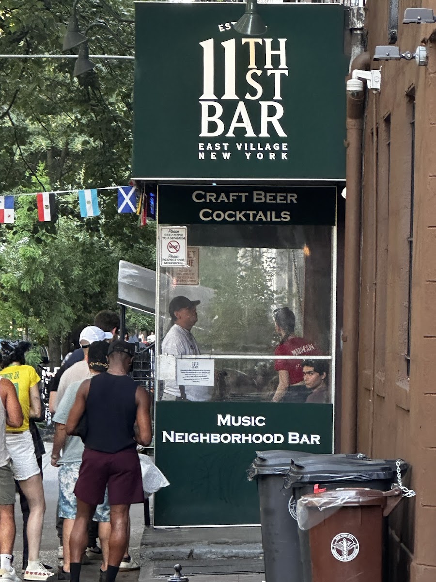 11th Street Bar, New York