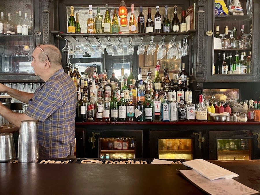 Fanelli's Cafe SoHo atmosphere