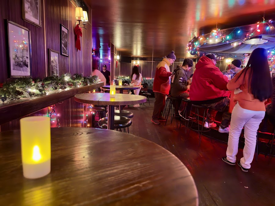 Holiday Cocktail Lounge, New York