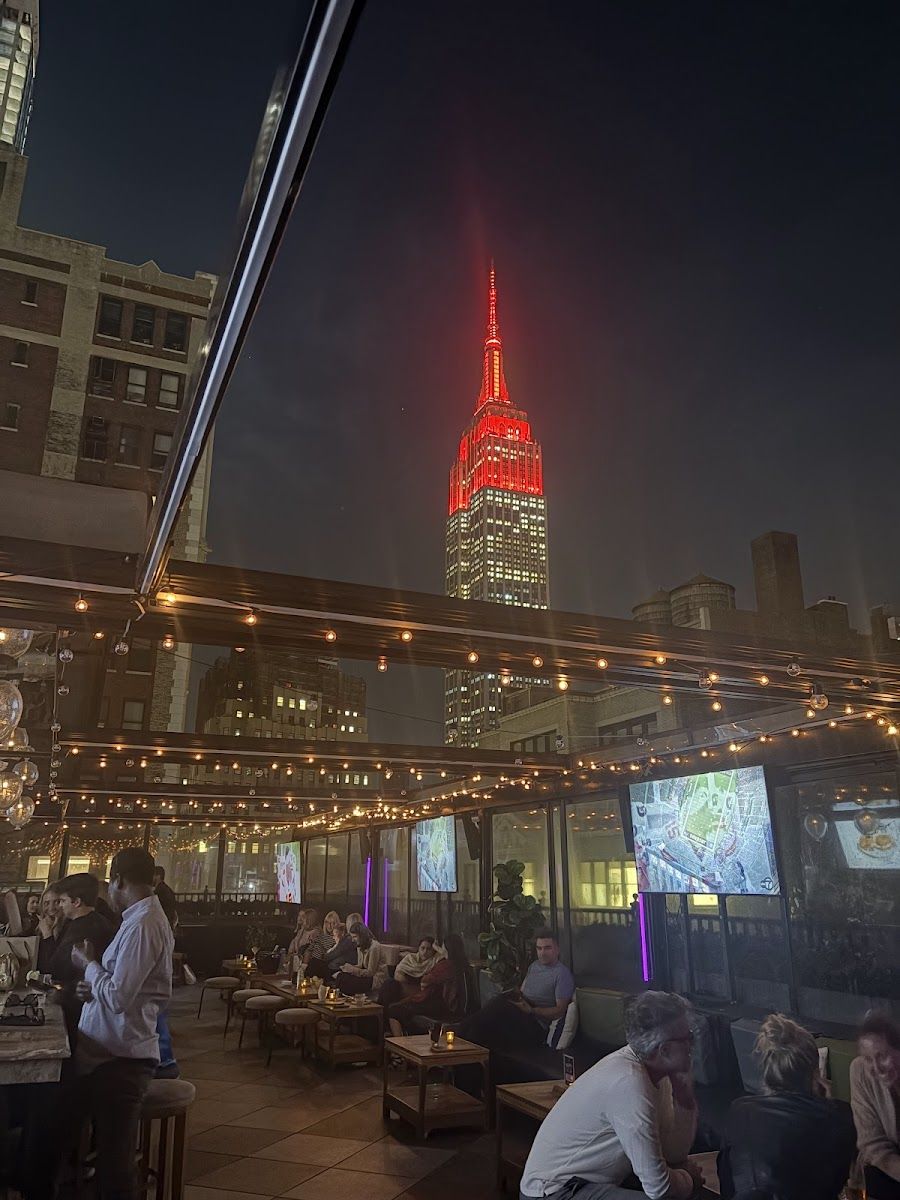 Magic Hour Rooftop, New York