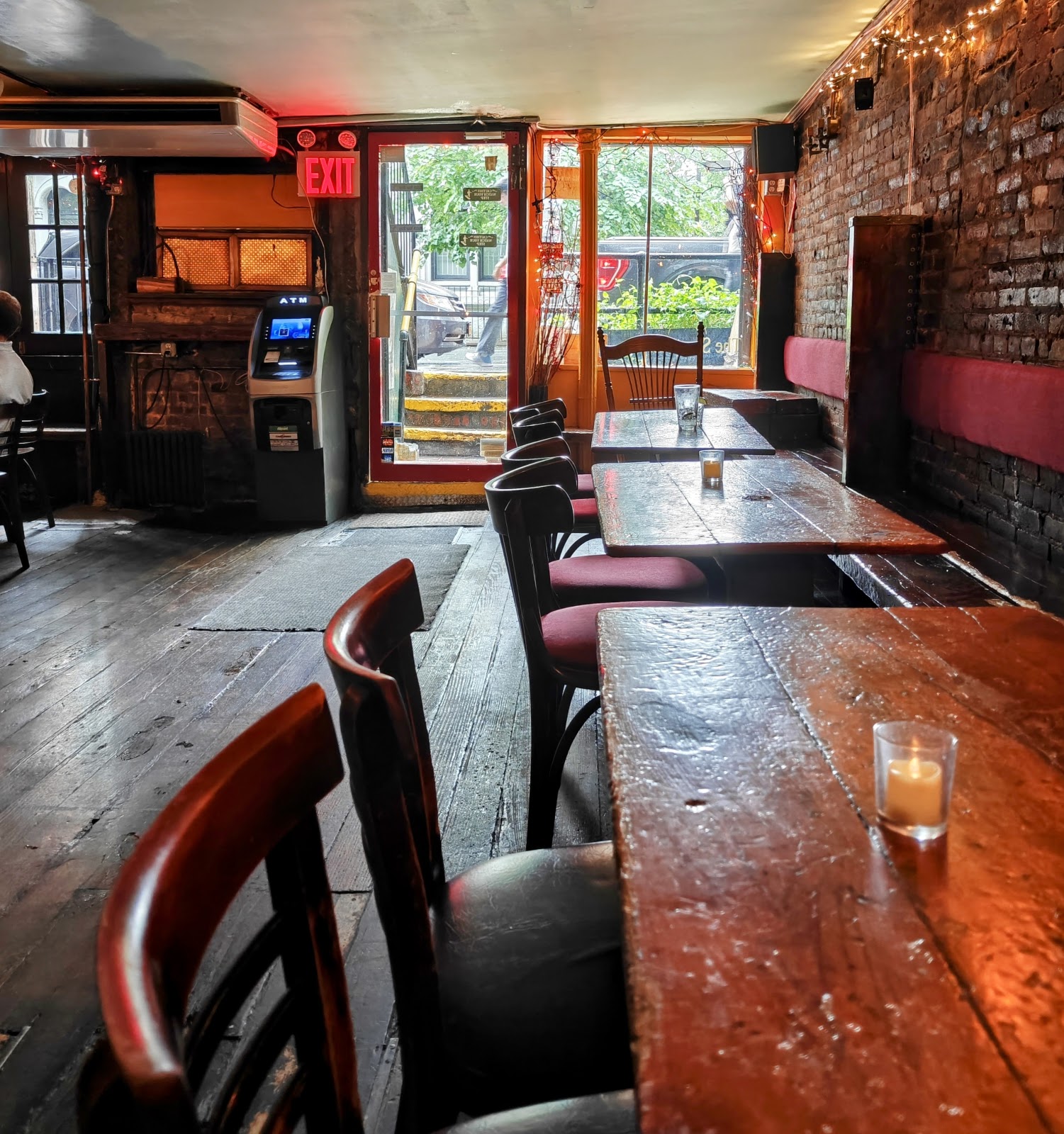 The Scratcher, New York