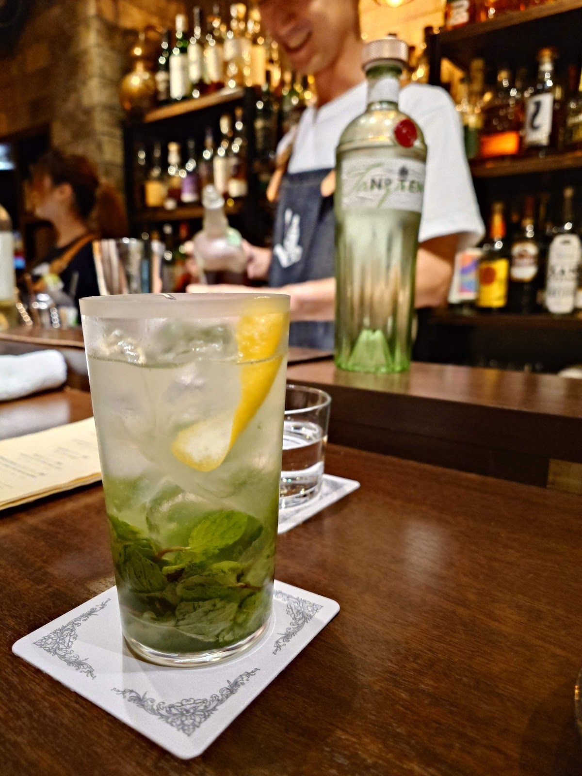 Bar Aurora, Osaka