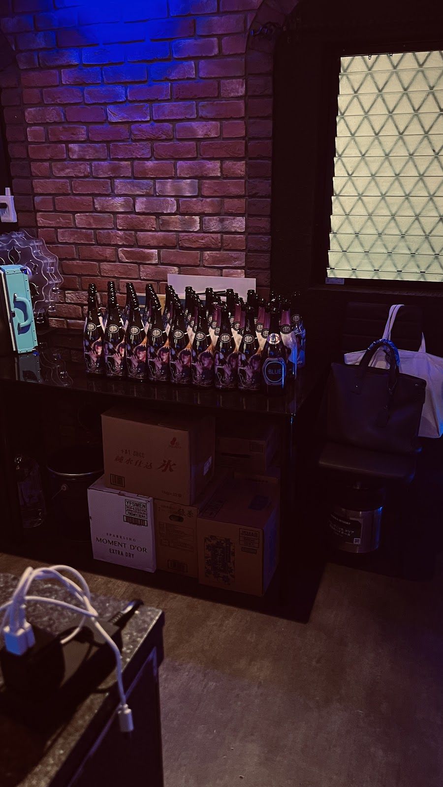 Japan Blue Spirits Bar bar service