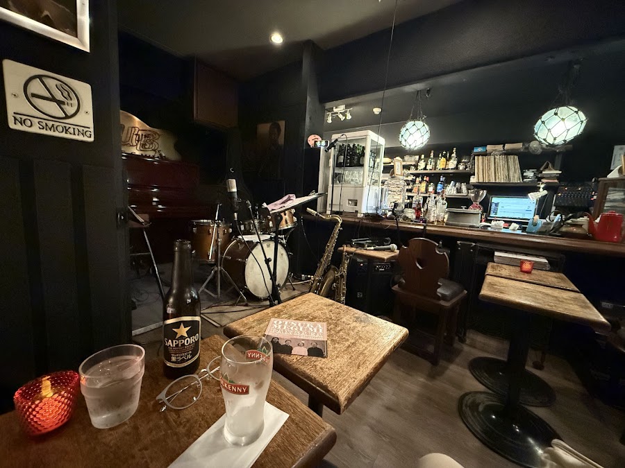 SUB basement cafe bar counter, Tanimachi Osaka