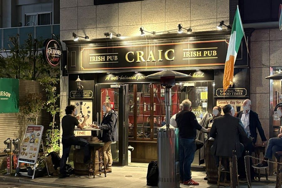 The Craic Irish Pub Osaka bar service