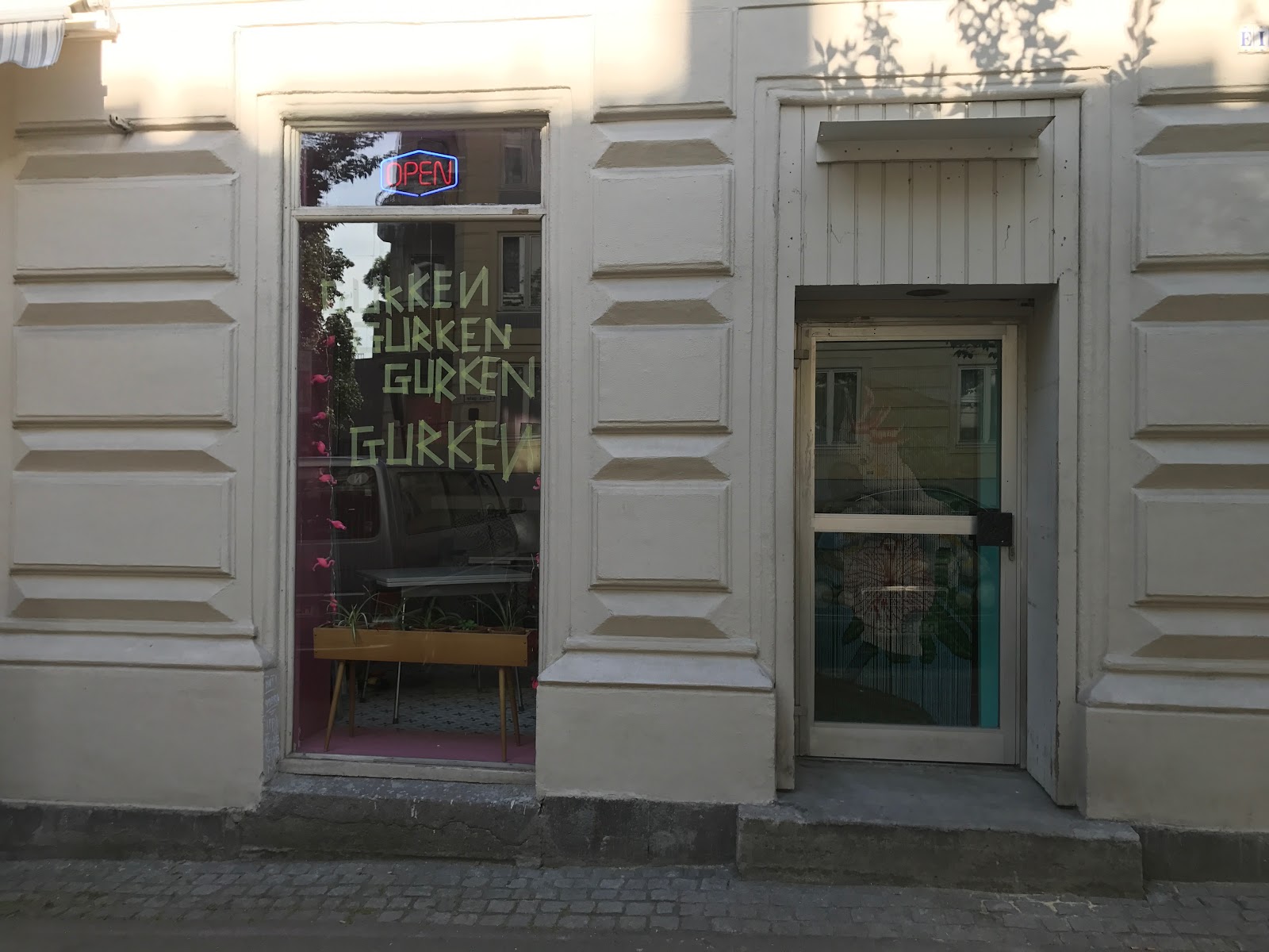 Brutus natural wine bar and New Nordic bistro on Eiriks gate in Oslo's Toyen district