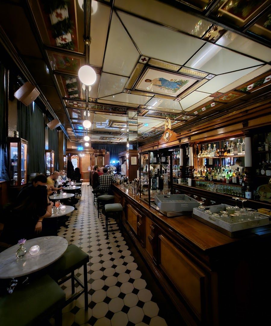 Mosell Cocktail Bar Sentrum atmosphere